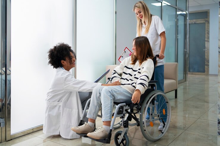 side-view-female-doctors-patient_23-2149844601